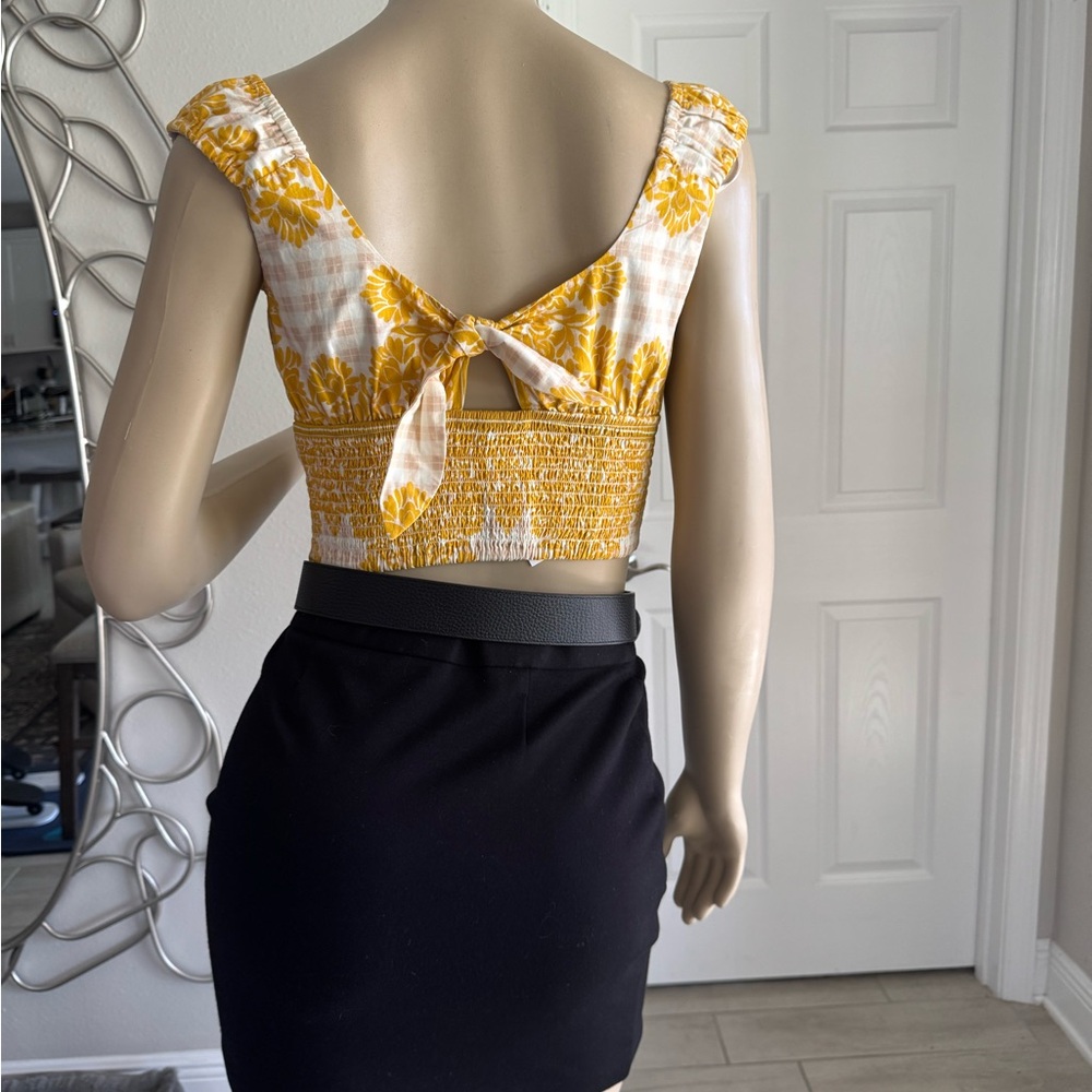 Du Paradis Yellow Floral Women's Top - Picture 3 of 5
